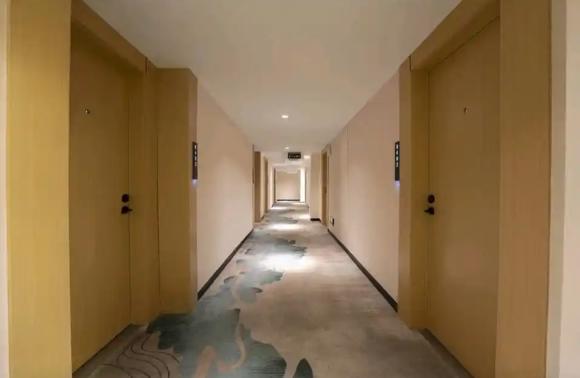 开阳县57间客房独栋酒店