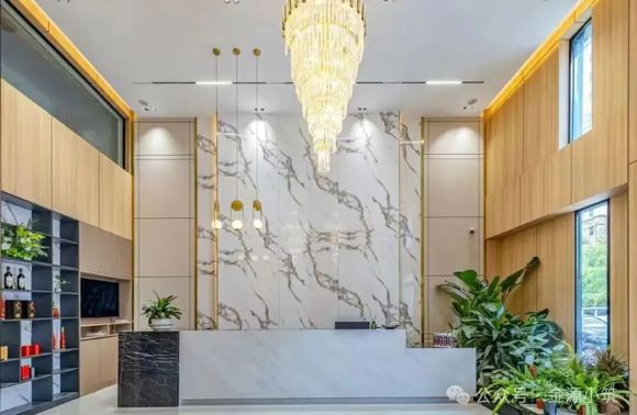 云南楚雄优质在营酒店对外转让